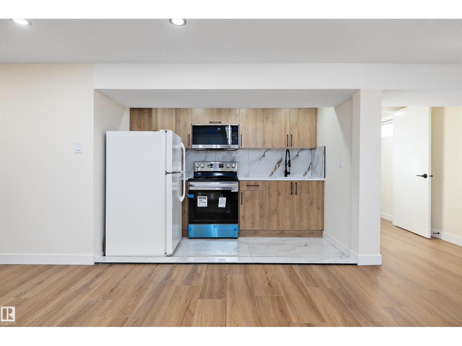 11031 153a St Nw, Edmonton, Alberta  T5P 2E7 - Photo 34 - E4464229