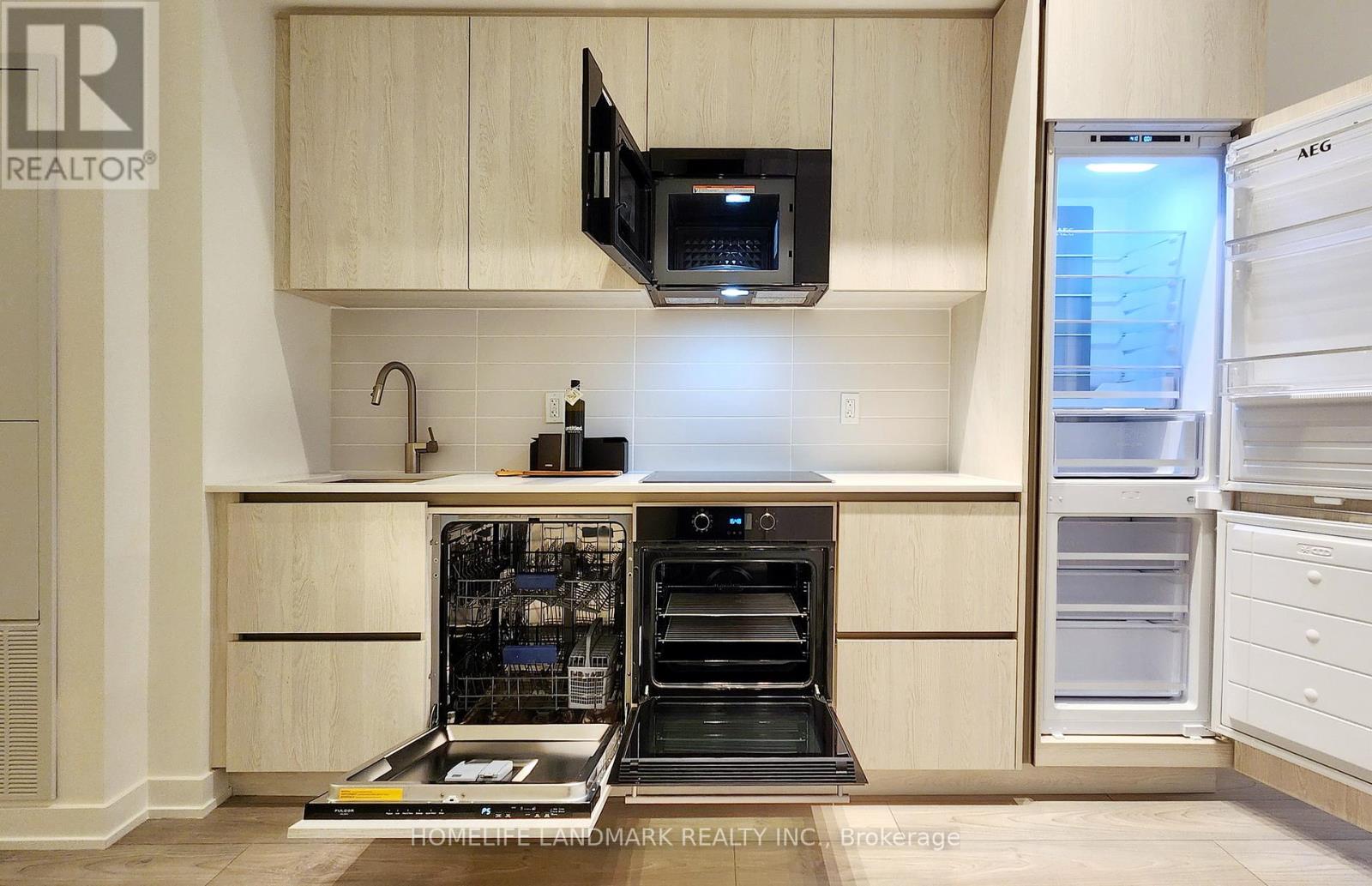 904 - 110 Broadway Avenue, Toronto, Ontario  M4P 1V7 - Photo 18 - C12482472