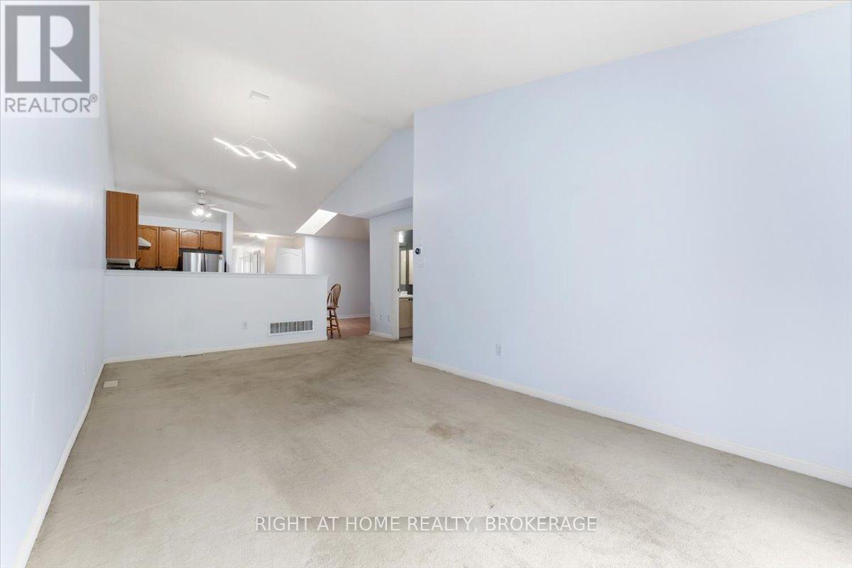 33 Atwood Avenue, Halton Hills, Ontario  L7G 5Z9 - Photo 12 - W12462830