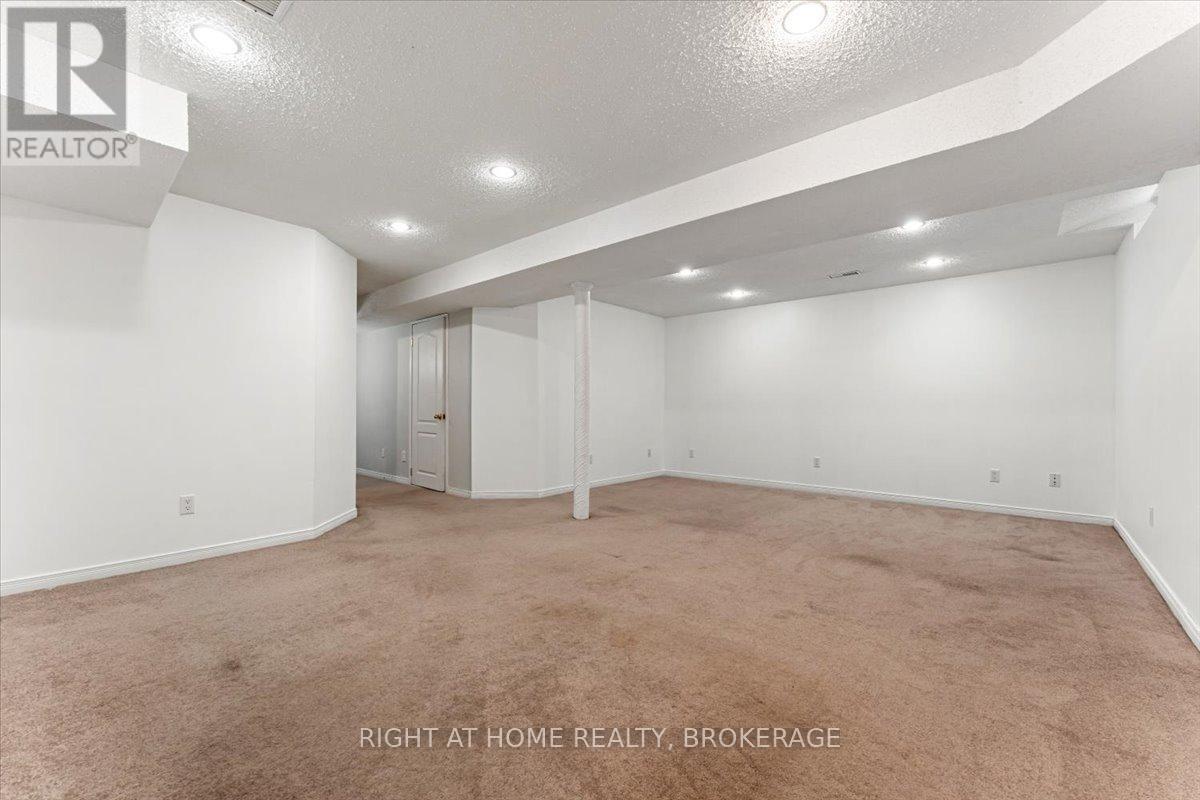 33 Atwood Avenue, Halton Hills, Ontario  L7G 5Z9 - Photo 25 - W12462830