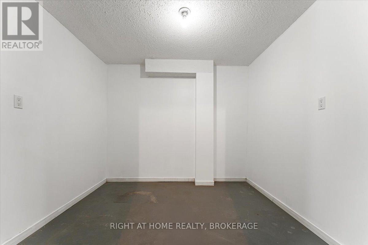 33 Atwood Avenue, Halton Hills, Ontario  L7G 5Z9 - Photo 26 - W12462830