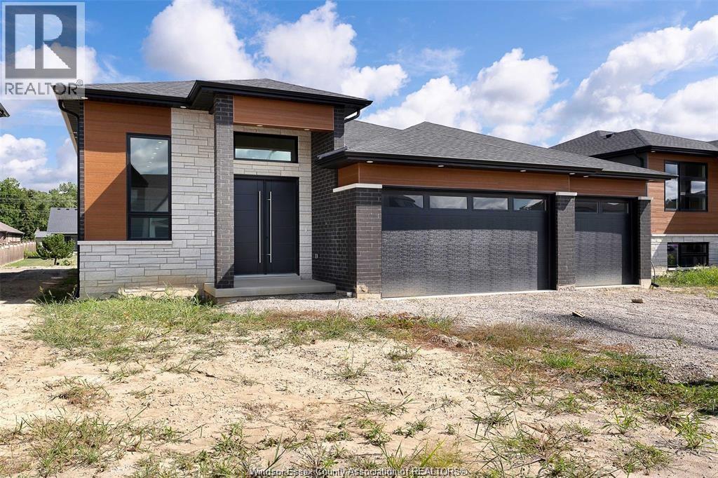 8343 Annie, Mcgregor, Ontario  N0R 1J0 - Photo 3 - 25027700