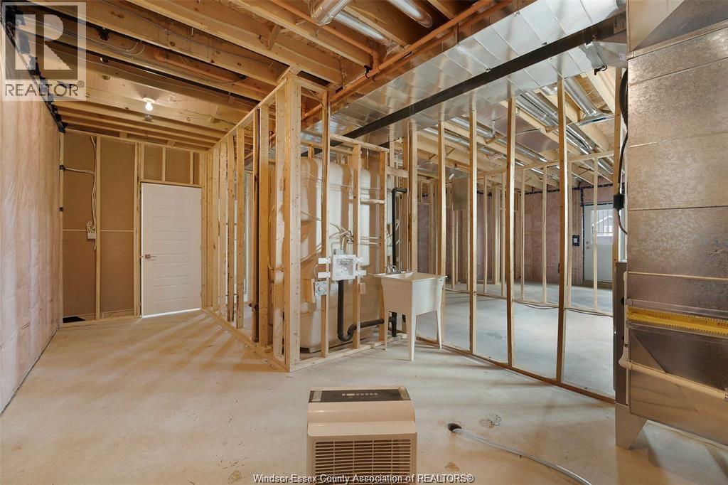 8343 Annie, Mcgregor, Ontario  N0R 1J0 - Photo 31 - 25027700