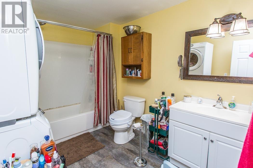 60 Cathcart St, Sault Ste. Marie, Ontario  P6A 1E1 - Photo 19 - SM252368