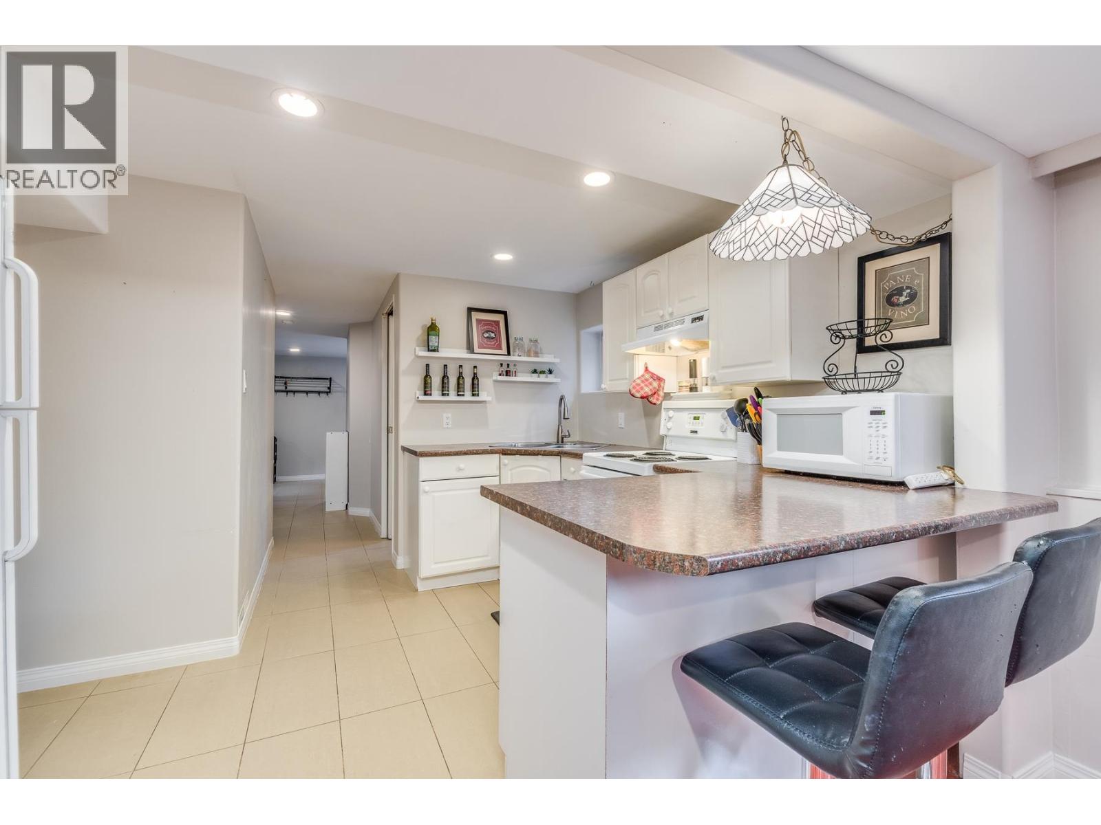 2075 Austin Avenue, Coquitlam, British Columbia  V3K 3R5 - Photo 21 - R3062101