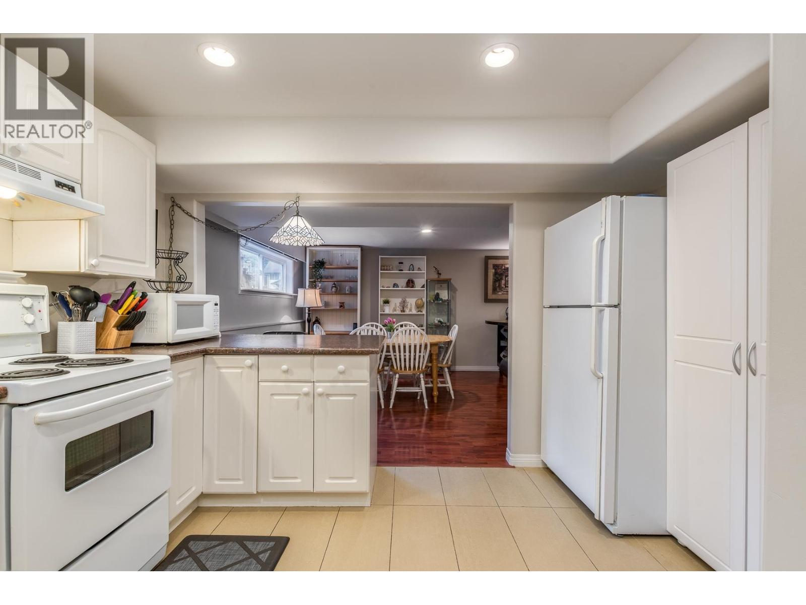 2075 Austin Avenue, Coquitlam, British Columbia  V3K 3R5 - Photo 23 - R3062101