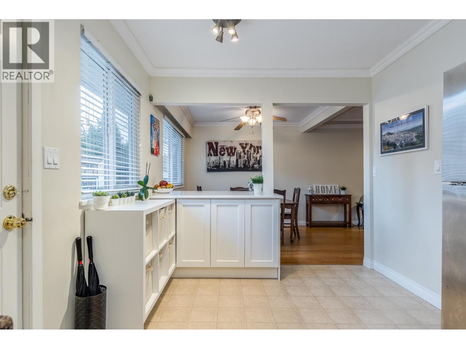 2075 Austin Avenue, Coquitlam, British Columbia  V3K 3R5 - Photo 10 - R3062101