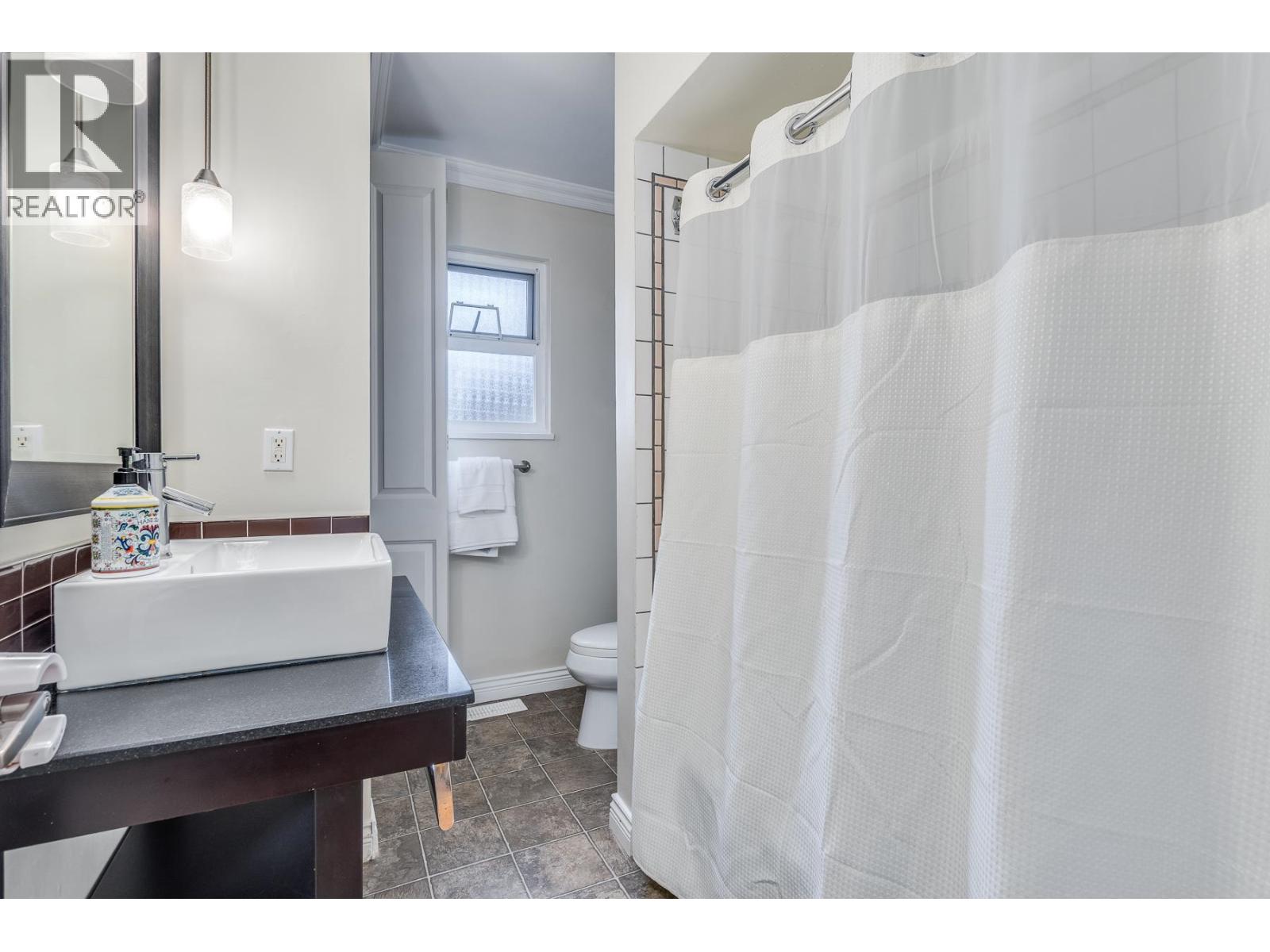 2075 Austin Avenue, Coquitlam, British Columbia  V3K 3R5 - Photo 15 - R3062101