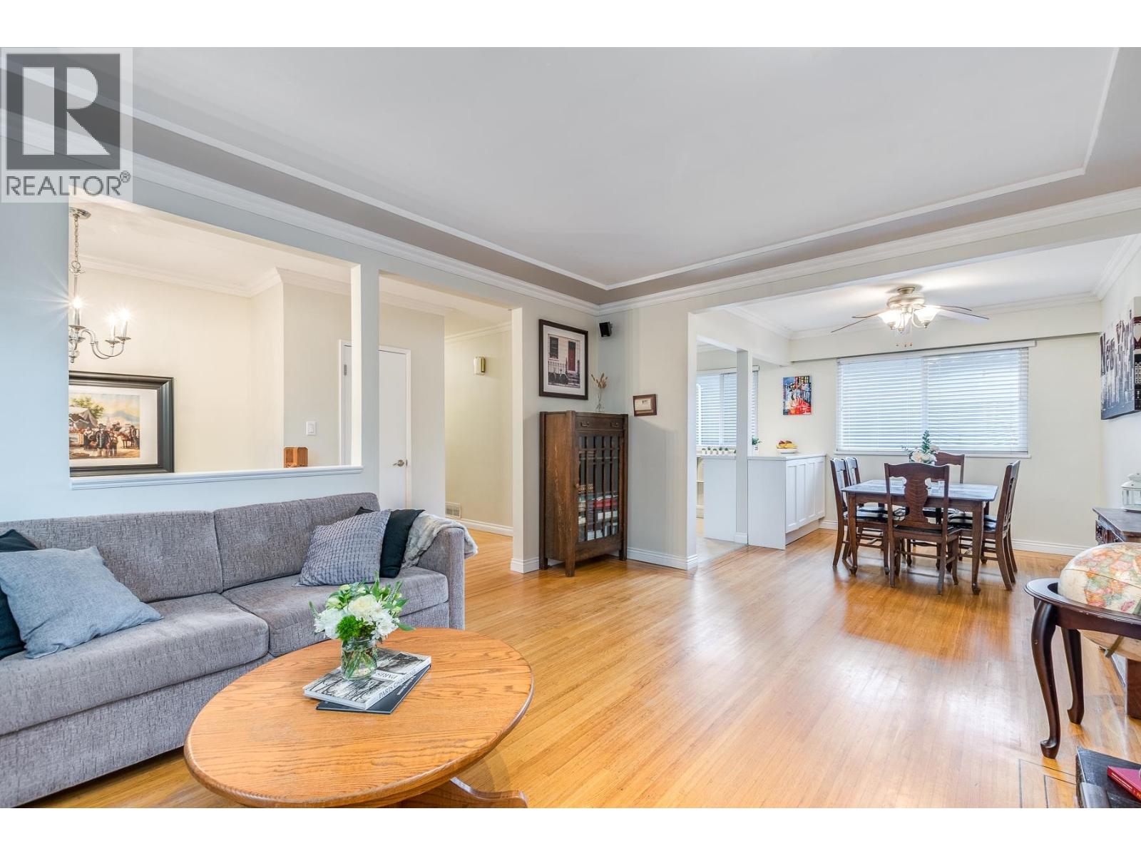 2075 Austin Avenue, Coquitlam, British Columbia  V3K 3R5 - Photo 6 - R3062101