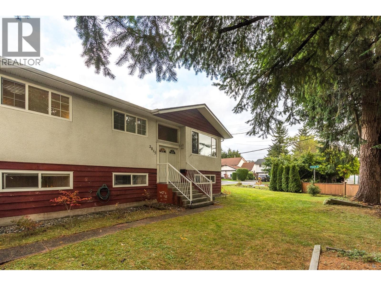 2075 Austin Avenue, Coquitlam, British Columbia  V3K 3R5 - Photo 3 - R3062101