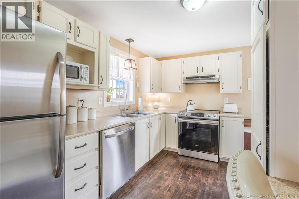 235 Mcknight Street, Fredericton, New Brunswick  E3A 9R6 - Photo 13 - NB129470