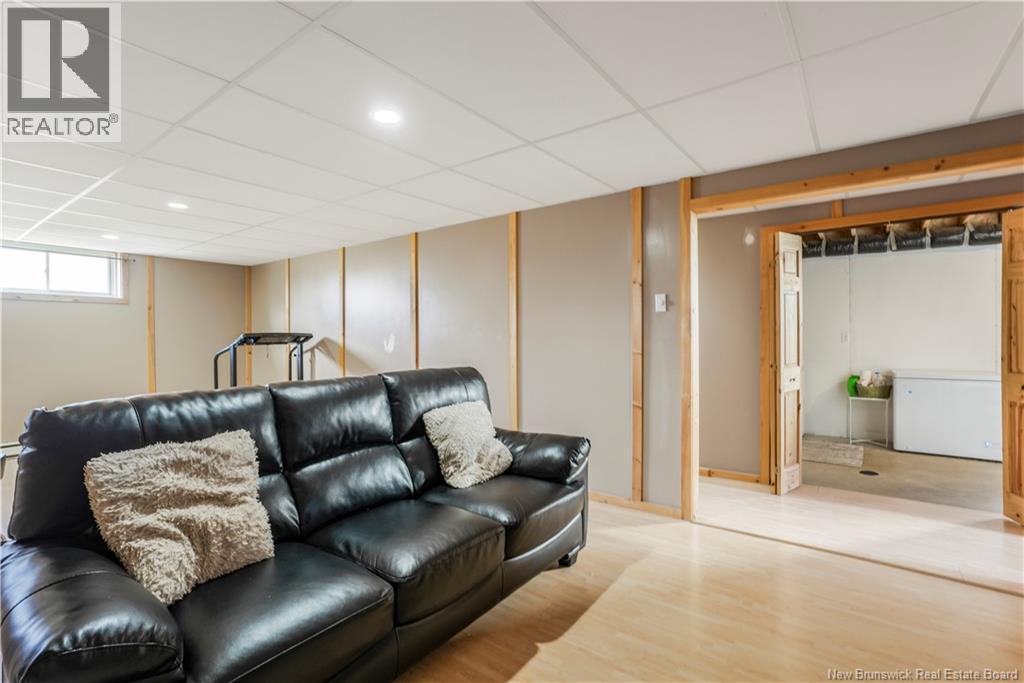 235 Mcknight Street, Fredericton, New Brunswick  E3A 9R6 - Photo 35 - NB129470