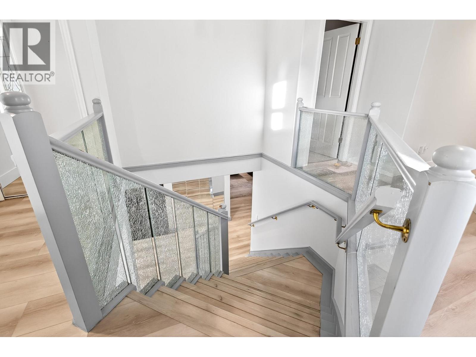 2271 Sorrento Drive, Coquitlam, British Columbia  V3K 6P4 - Photo 17 - R3063241