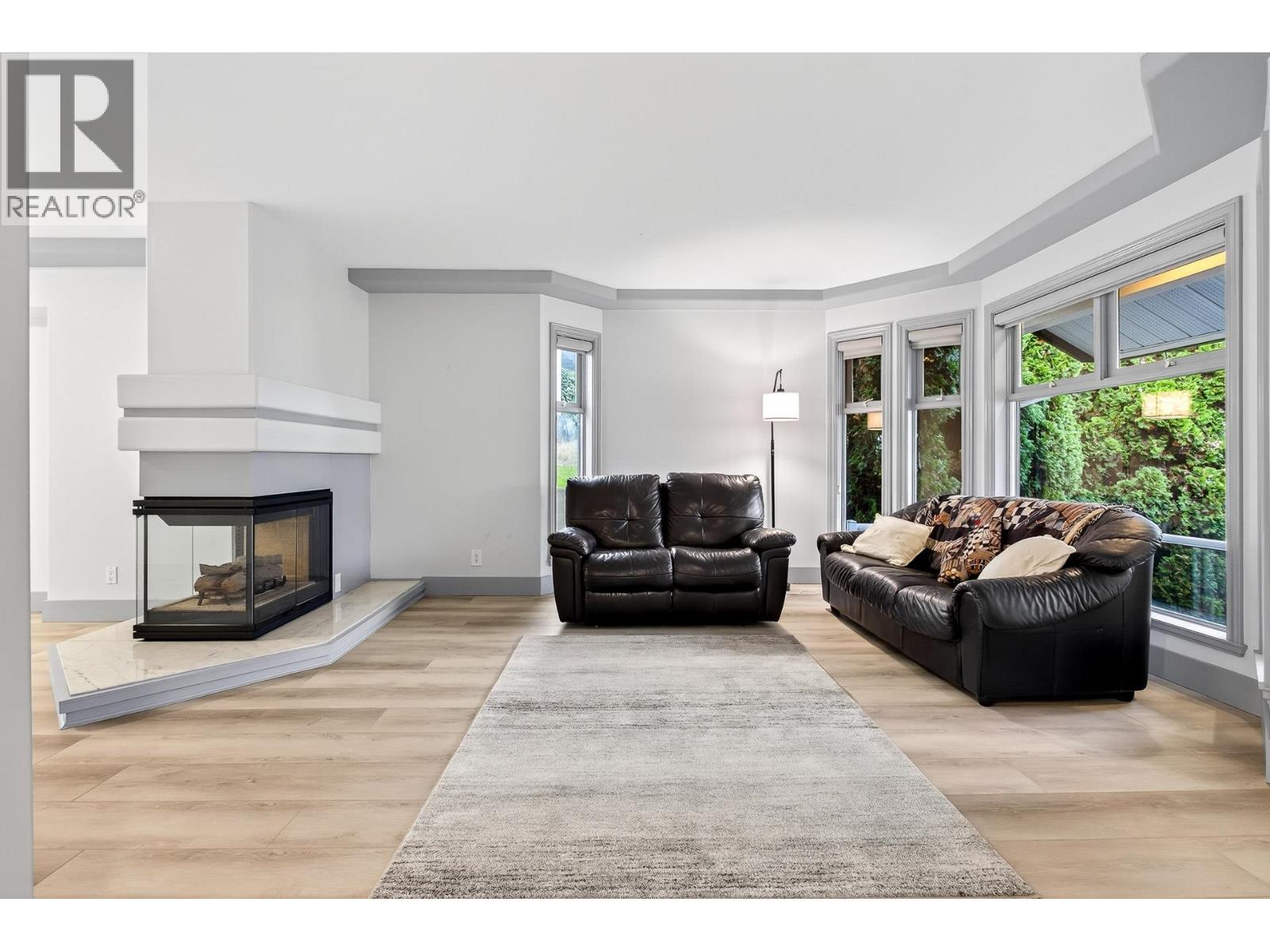 2271 Sorrento Drive, Coquitlam, British Columbia  V3K 6P4 - Photo 9 - R3063241