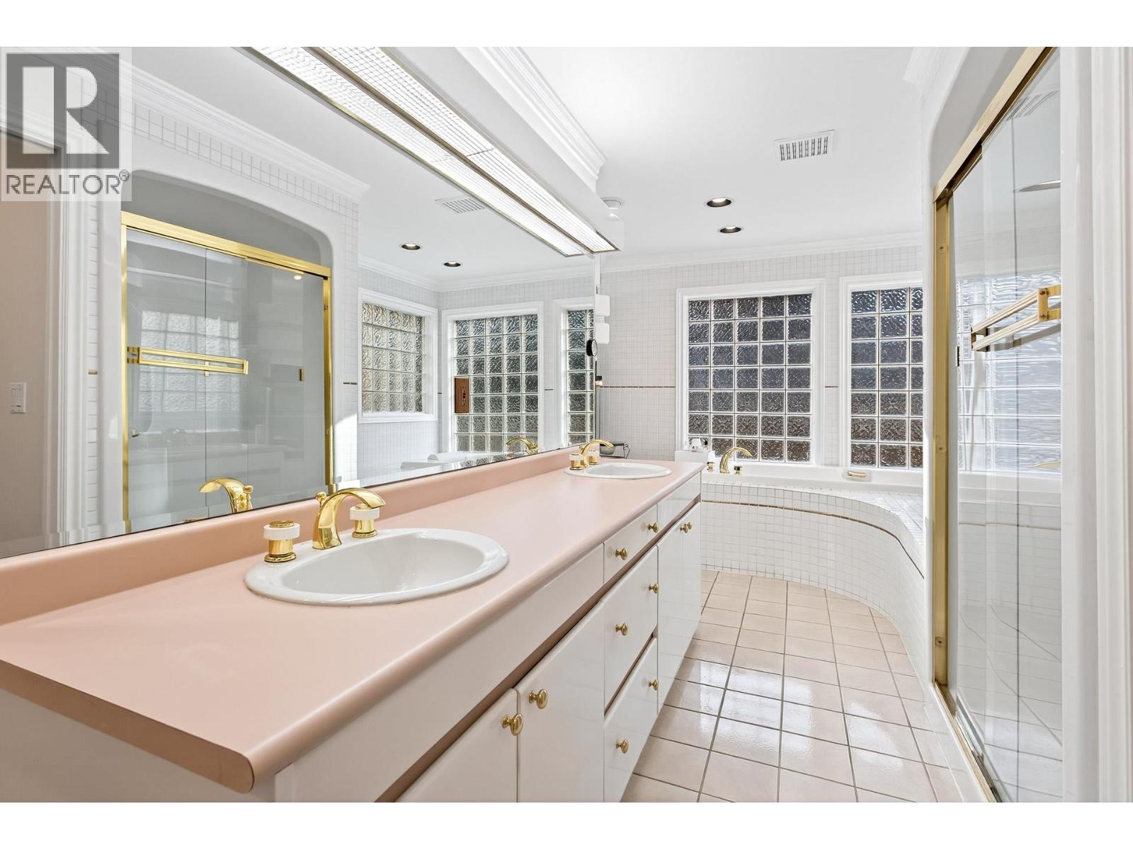 2271 Sorrento Drive, Coquitlam, British Columbia  V3K 6P4 - Photo 23 - R3063241