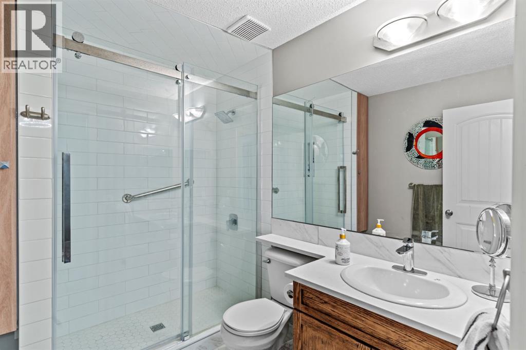 10, 105 Village Heights Sw, Calgary, Alberta  T3H 2L2 - Photo 12 - A2266973