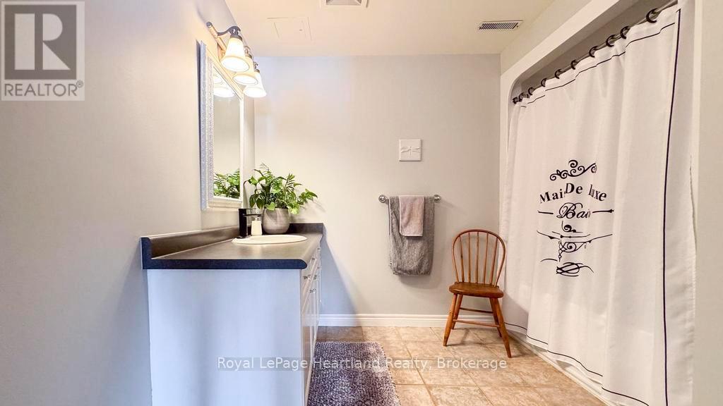 81572 Lucknow Line, Ashfield-Colborne-Wawanosh, Ontario N7A 3Y1 - Photo 23 - X12456150