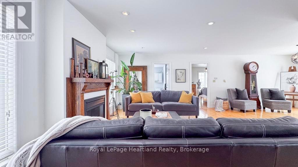 81572 Lucknow Line, Ashfield-Colborne-Wawanosh, Ontario N7A 3Y1 - Photo 8 - X12456150