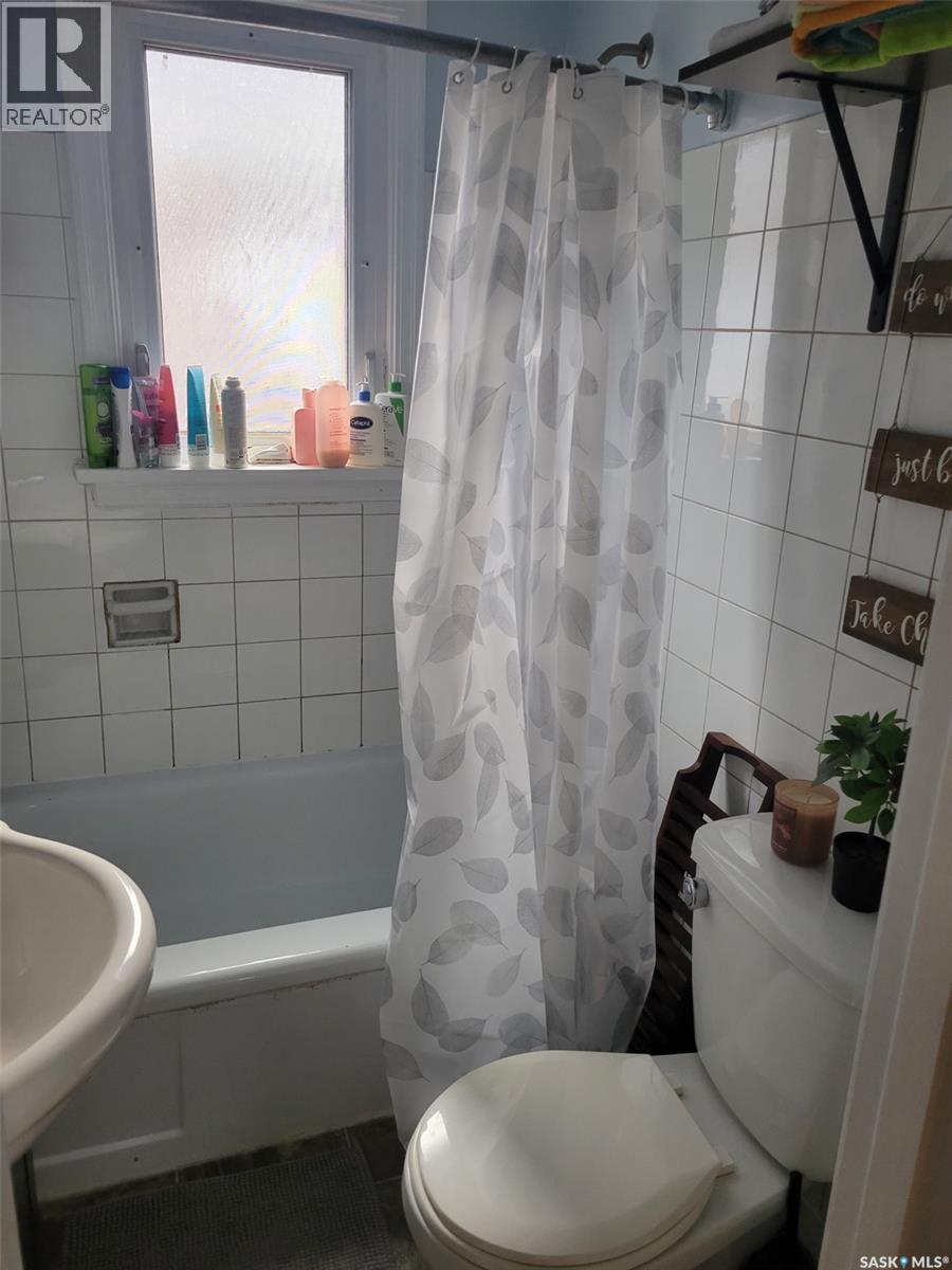 513 10th Street E, Prince Albert, Saskatchewan  S6V 0Z7 - Photo 7 - SK022122