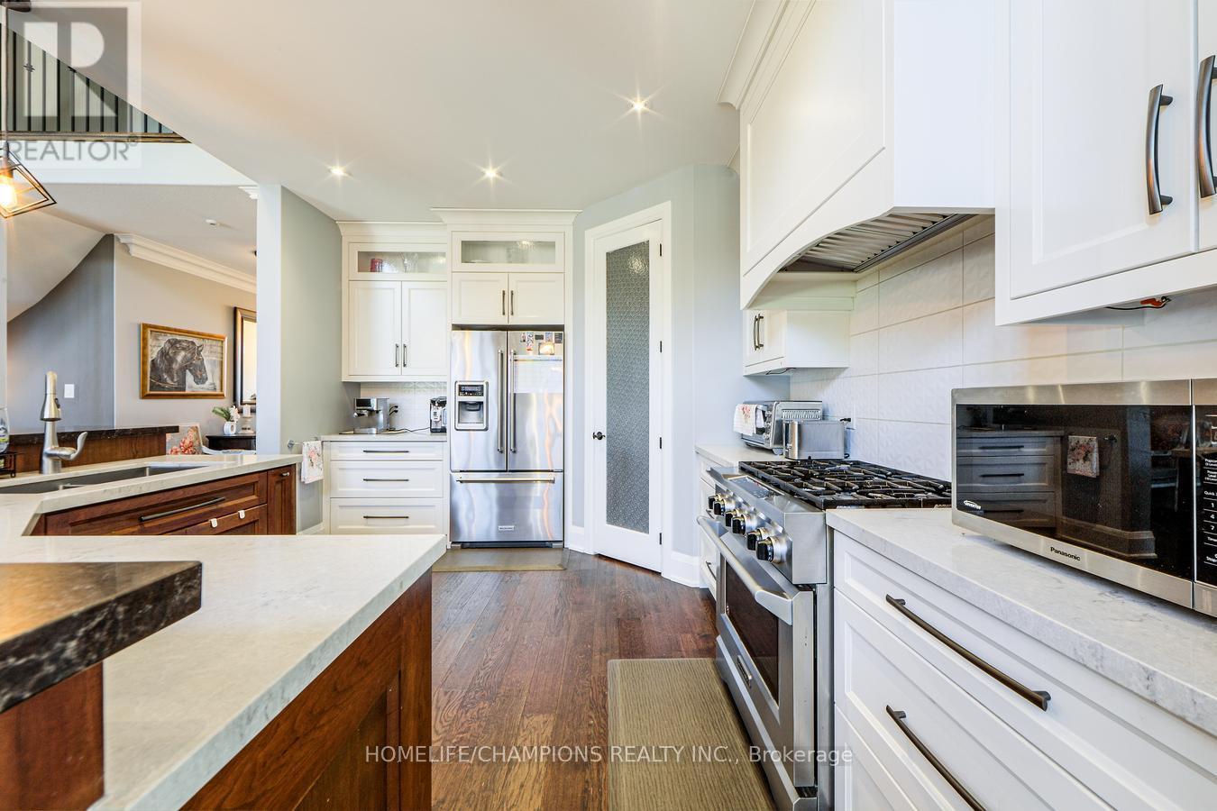 276 Sunnybrae Avenue, Innisfil, Ontario  L9S 1E5 - Photo 17 - N12492626