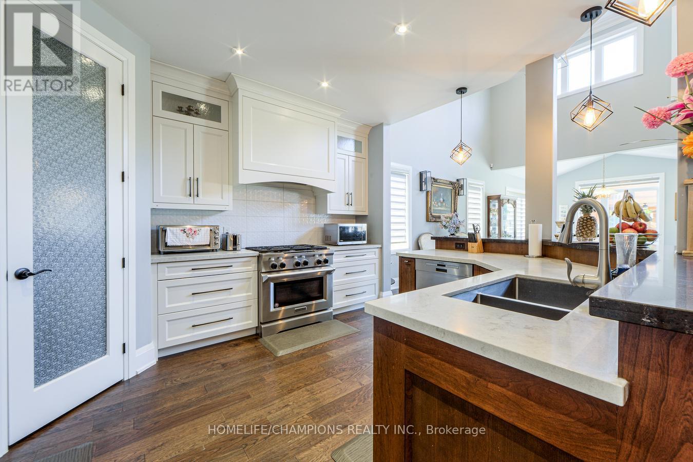 276 Sunnybrae Avenue, Innisfil, Ontario  L9S 1E5 - Photo 19 - N12492626