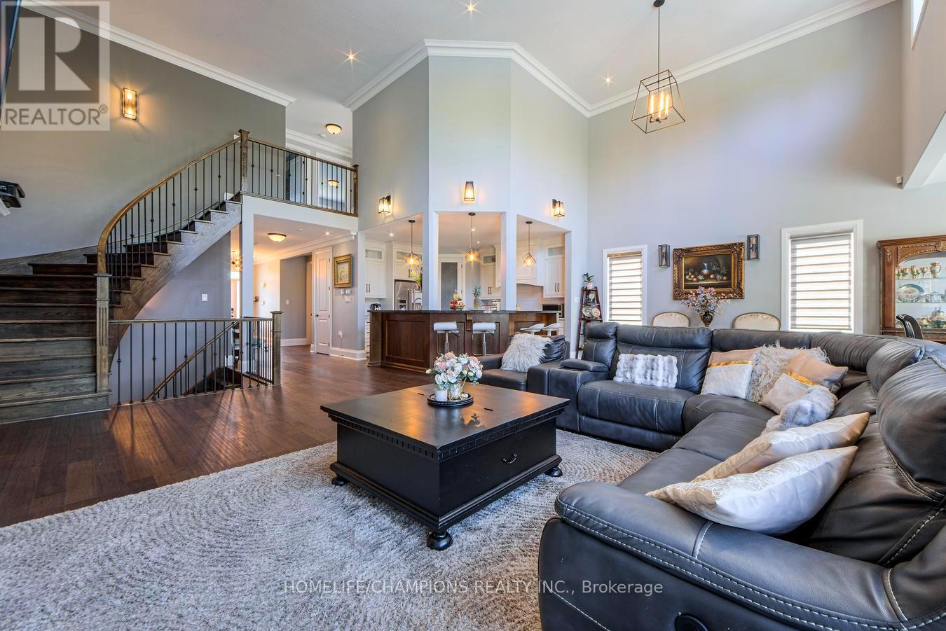 276 Sunnybrae Avenue, Innisfil, Ontario  L9S 1E5 - Photo 10 - N12492626