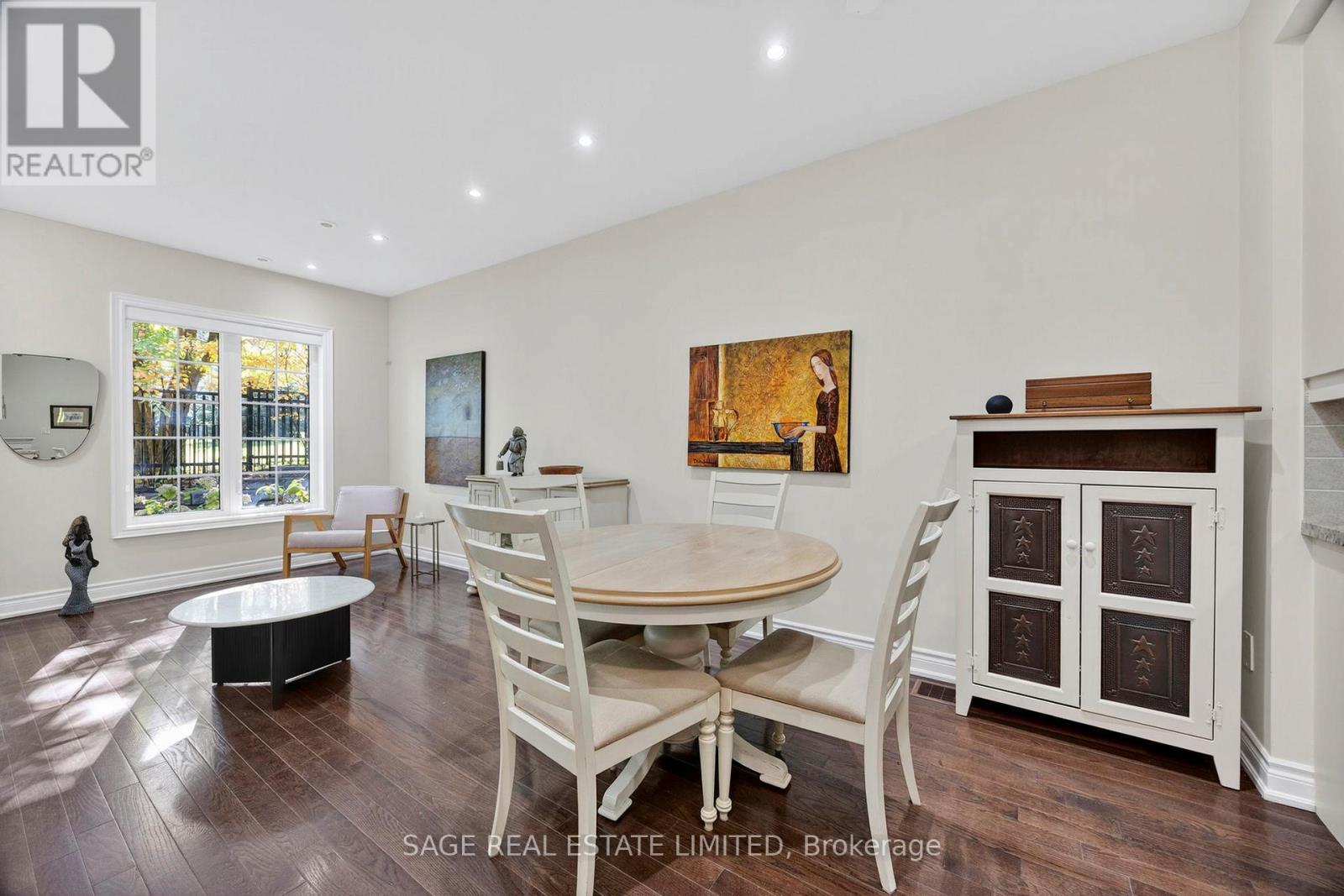 1 - 10 Hargrave Lane S, Toronto, Ontario  M4N 0A4 - Photo 11 - C12496522