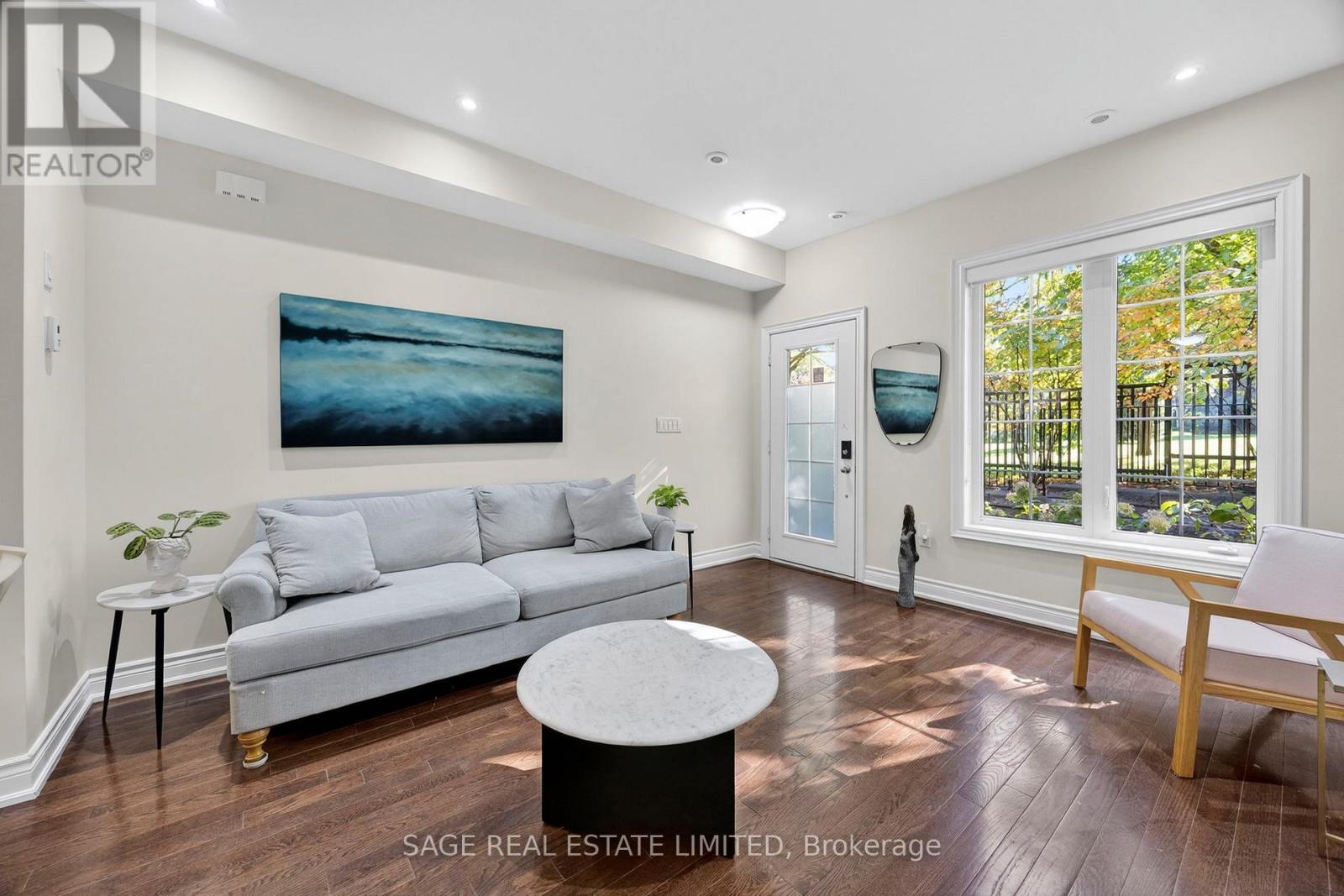 1 - 10 Hargrave Lane S, Toronto, Ontario  M4N 0A4 - Photo 9 - C12496522