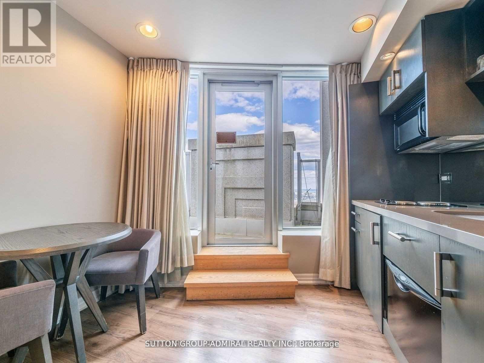 4302 - 1 King Street W, Toronto, Ontario  M5H 1A1 - Photo 9 - C12496590