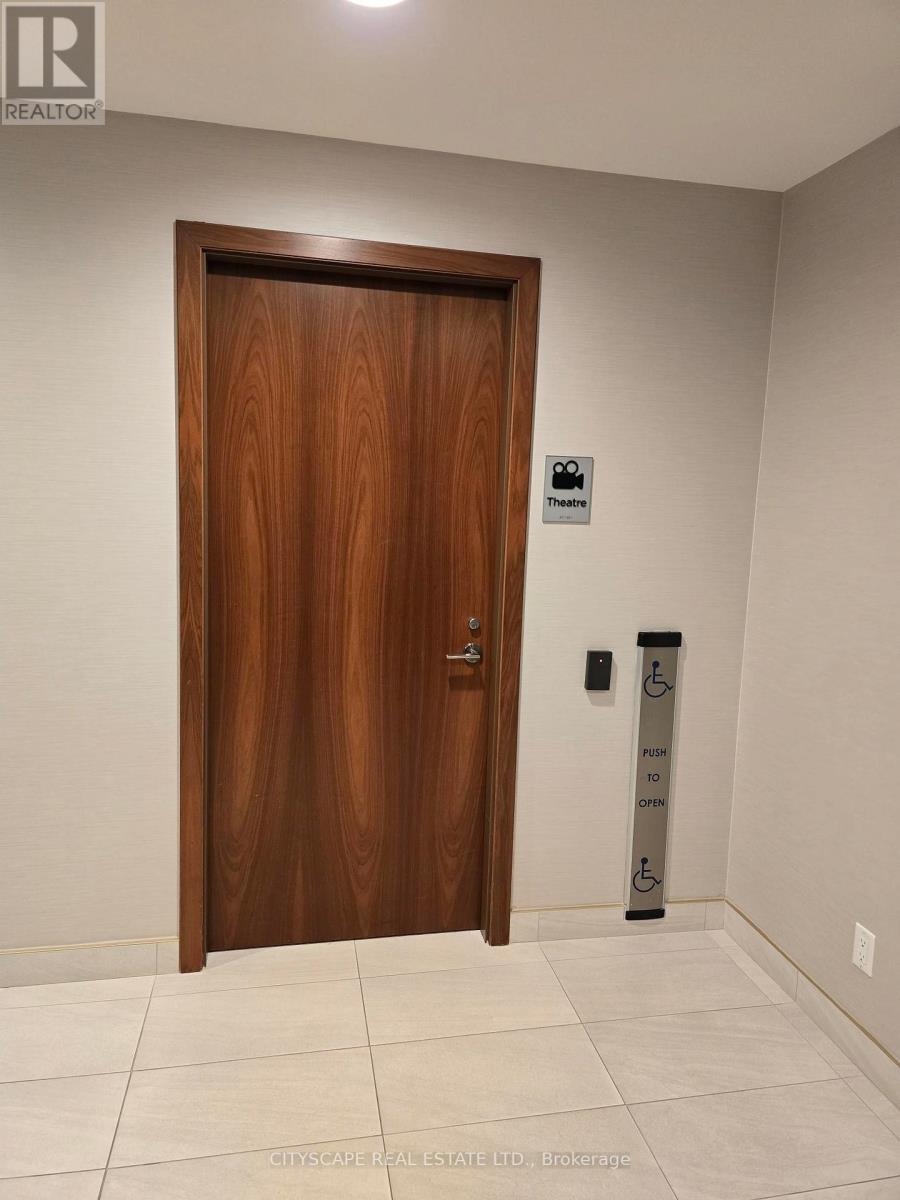 S124 - 455 Front Street, Toronto, Ontario  M5A 0G2 - Photo 4 - C12496602