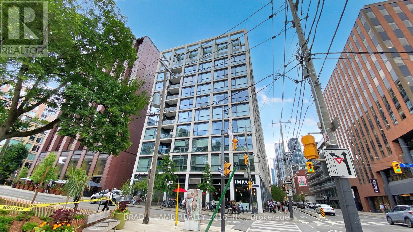 518 - 39 Brant Street W, Toronto, Ontario  M5V 0M8 - Photo 4 - C12496604