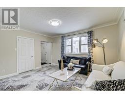 52 ATHABASKA AVENUE, Toronto, Ontario