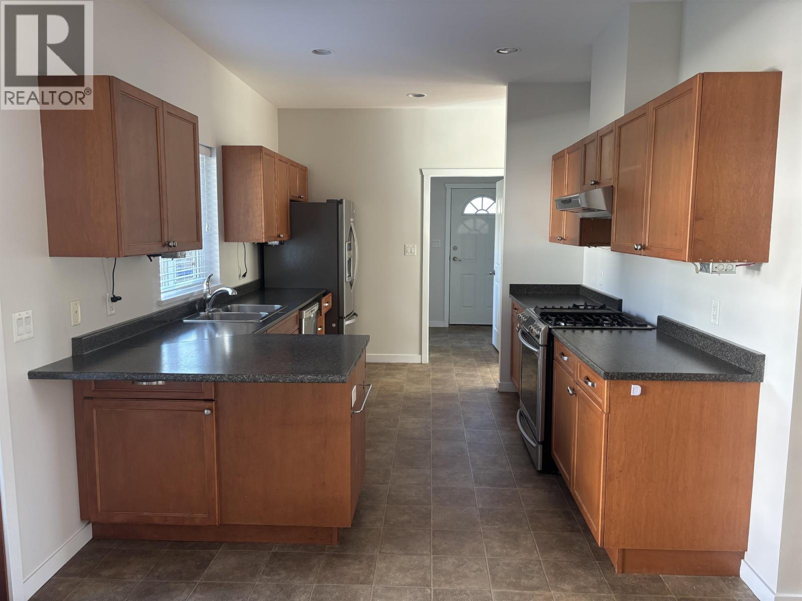 5756 Neptune Road, Sechelt, British Columbia  V0N 3A0 - Photo 10 - R3032662