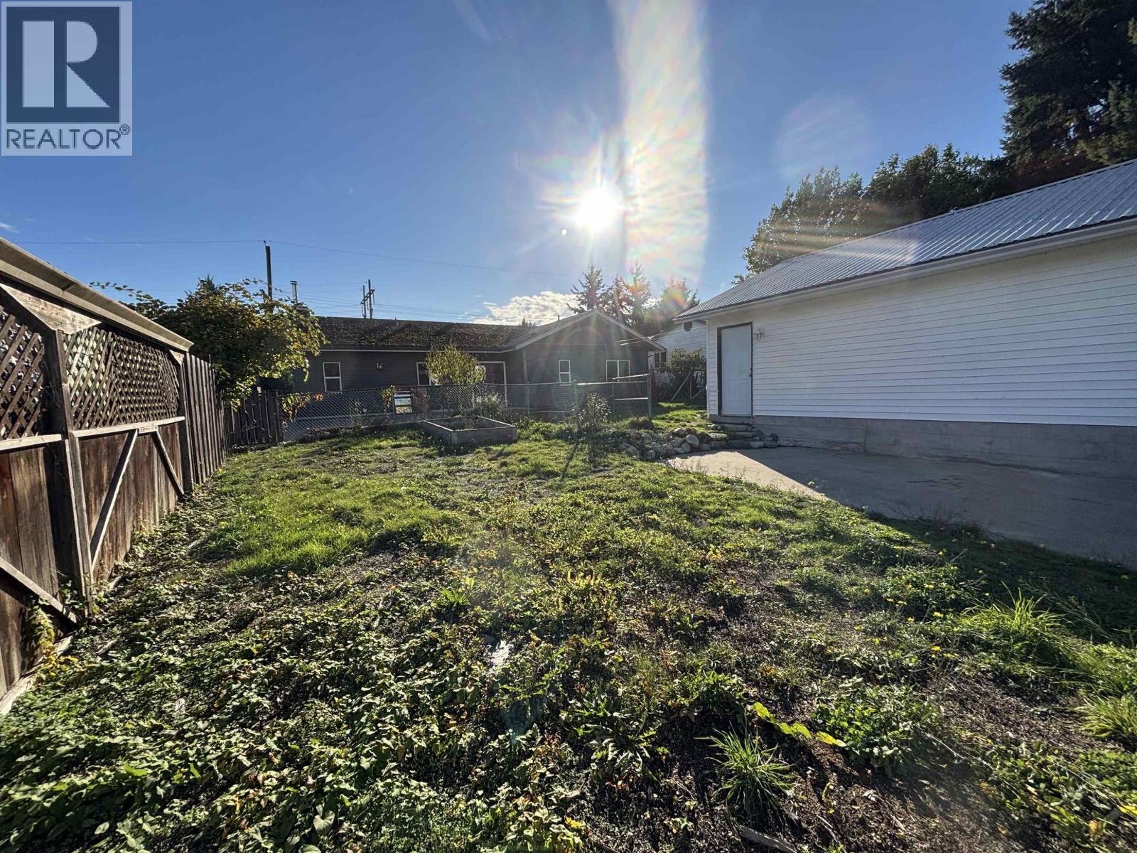 5756 Neptune Road, Sechelt, British Columbia  V0N 3A0 - Photo 33 - R3032662