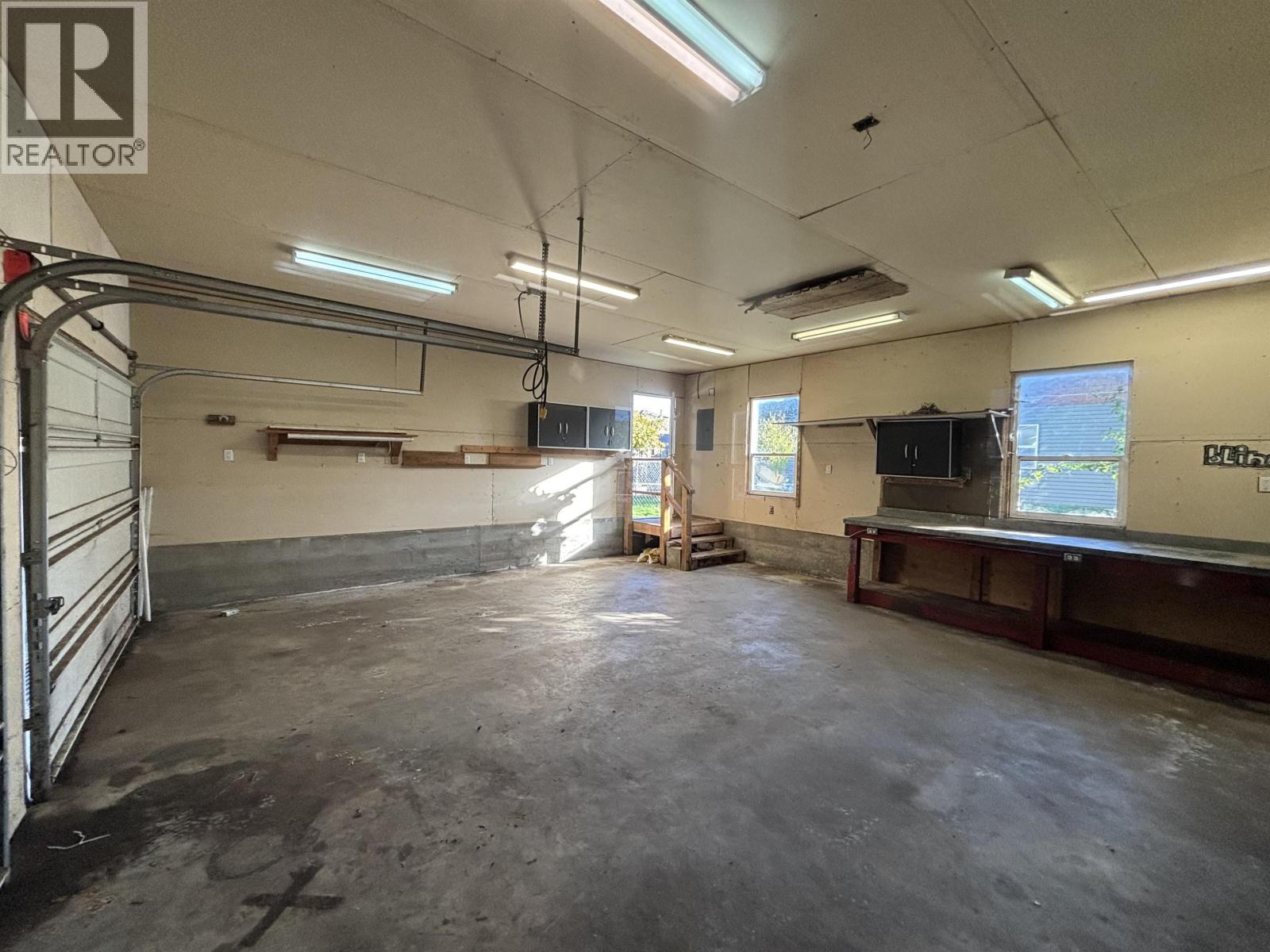 5756 Neptune Road, Sechelt, British Columbia  V0N 3A0 - Photo 35 - R3032662