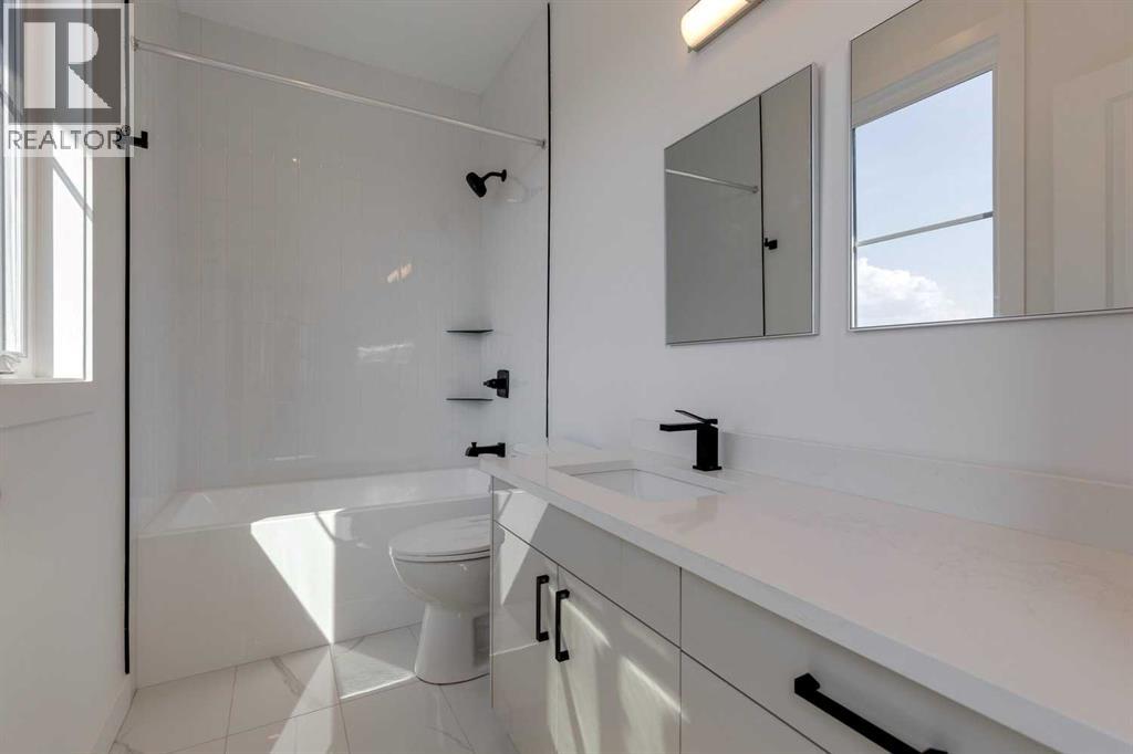 640 Cottageclub Bend, Rural Rocky View County, Alberta  T4C 1B1 - Photo 19 - A2258195