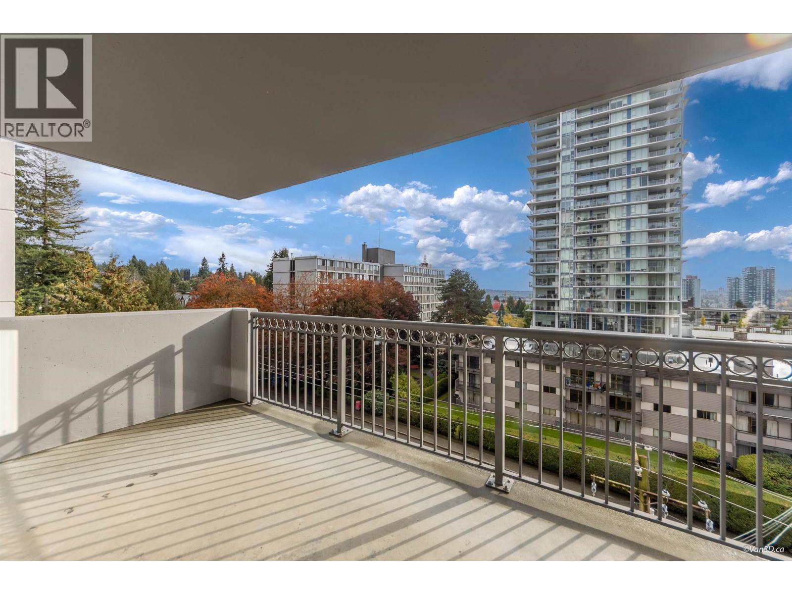 701 555 Austin Avenue, Coquitlam, British Columbia  V3K 6R8 - Photo 13 - R3062989