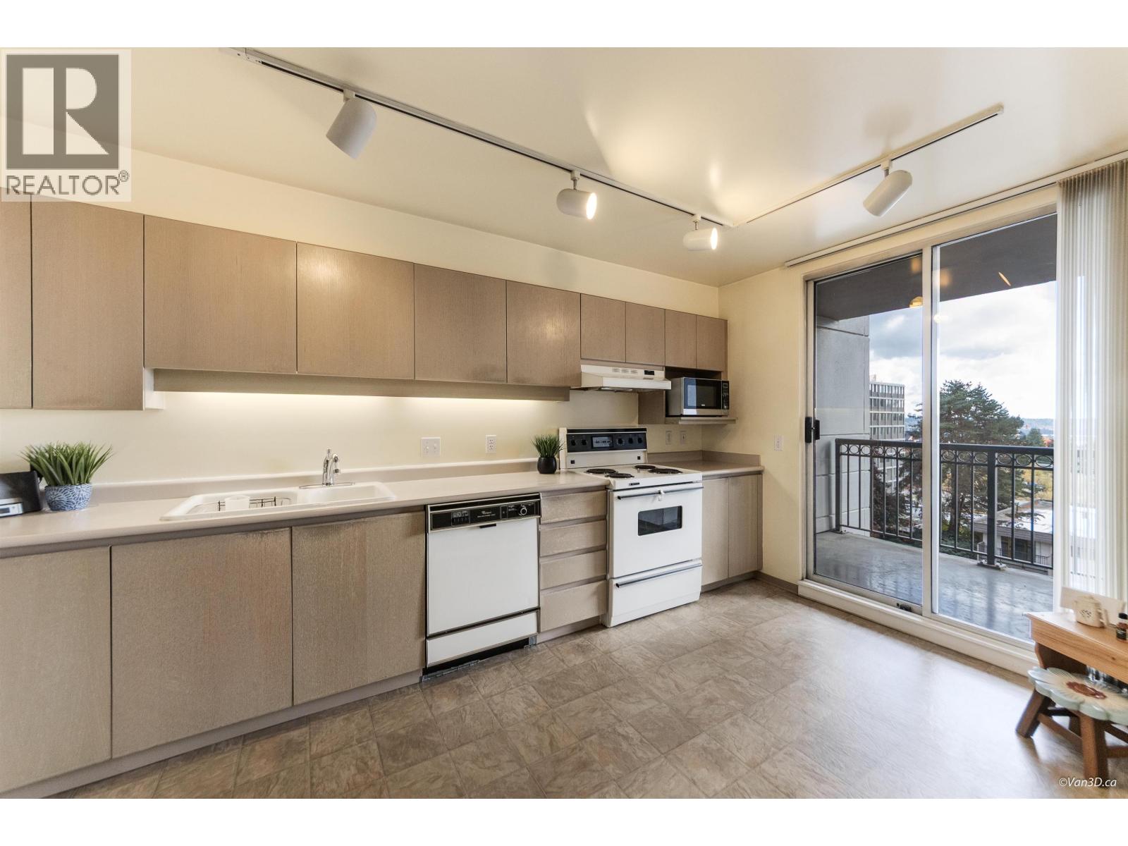 701 555 Austin Avenue, Coquitlam, British Columbia  V3K 6R8 - Photo 14 - R3062989