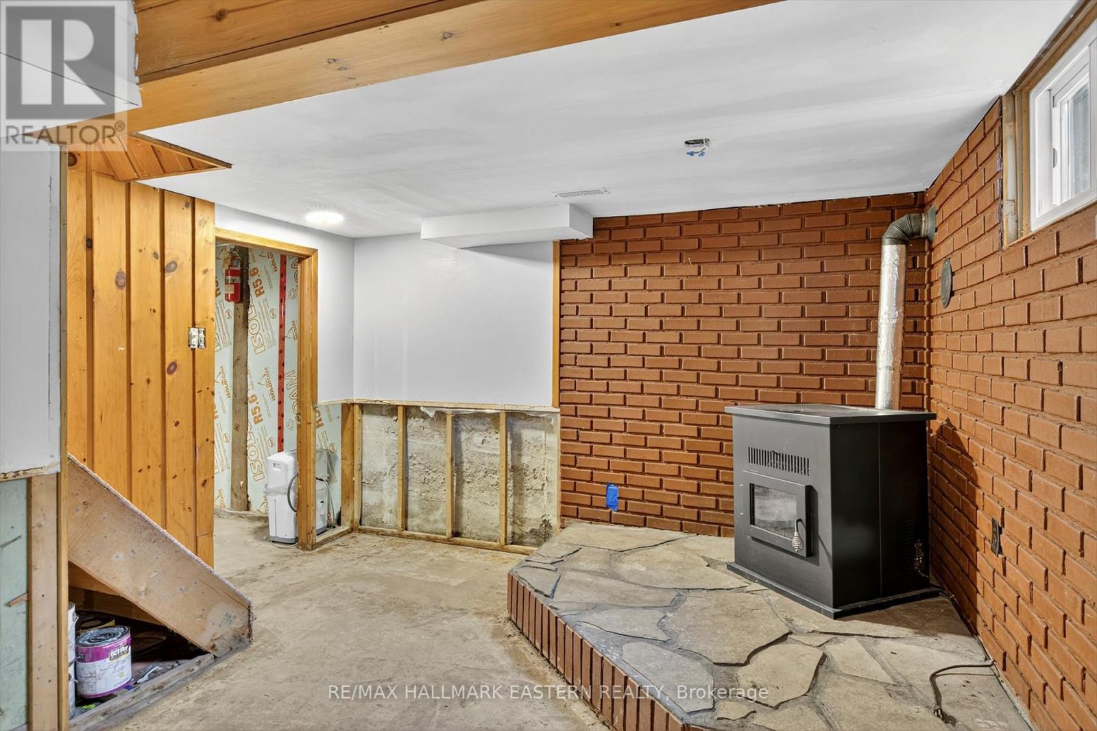 650 Bolivar Street, Peterborough (Town Ward 3), Ontario  K9J 4S2 - Photo 29 - X12496720