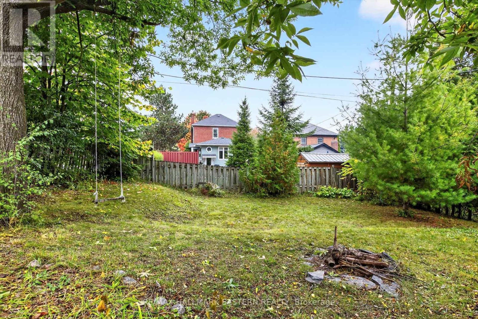 650 Bolivar Street, Peterborough (Town Ward 3), Ontario  K9J 4S2 - Photo 41 - X12496720