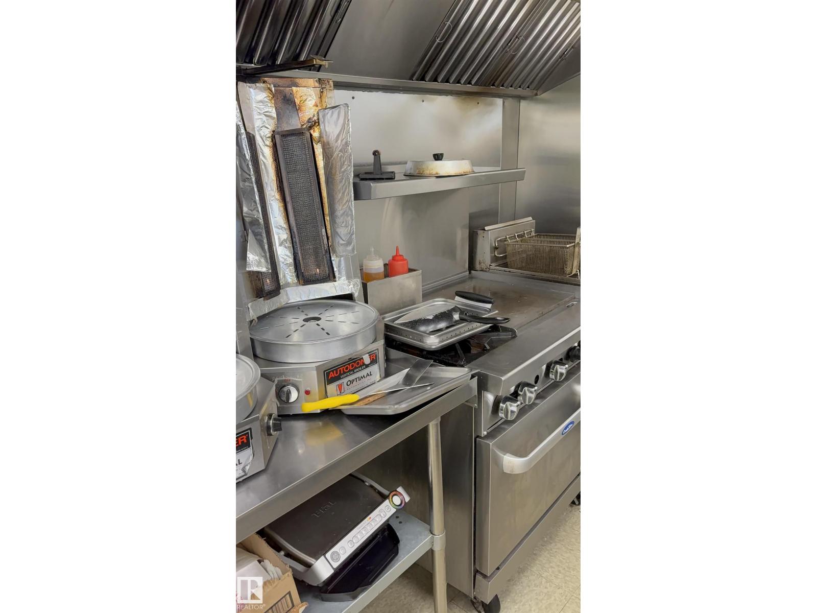 11722 104 Av Nw, Edmonton, Alberta  T5K 2P3 - Photo 16 - E4464235