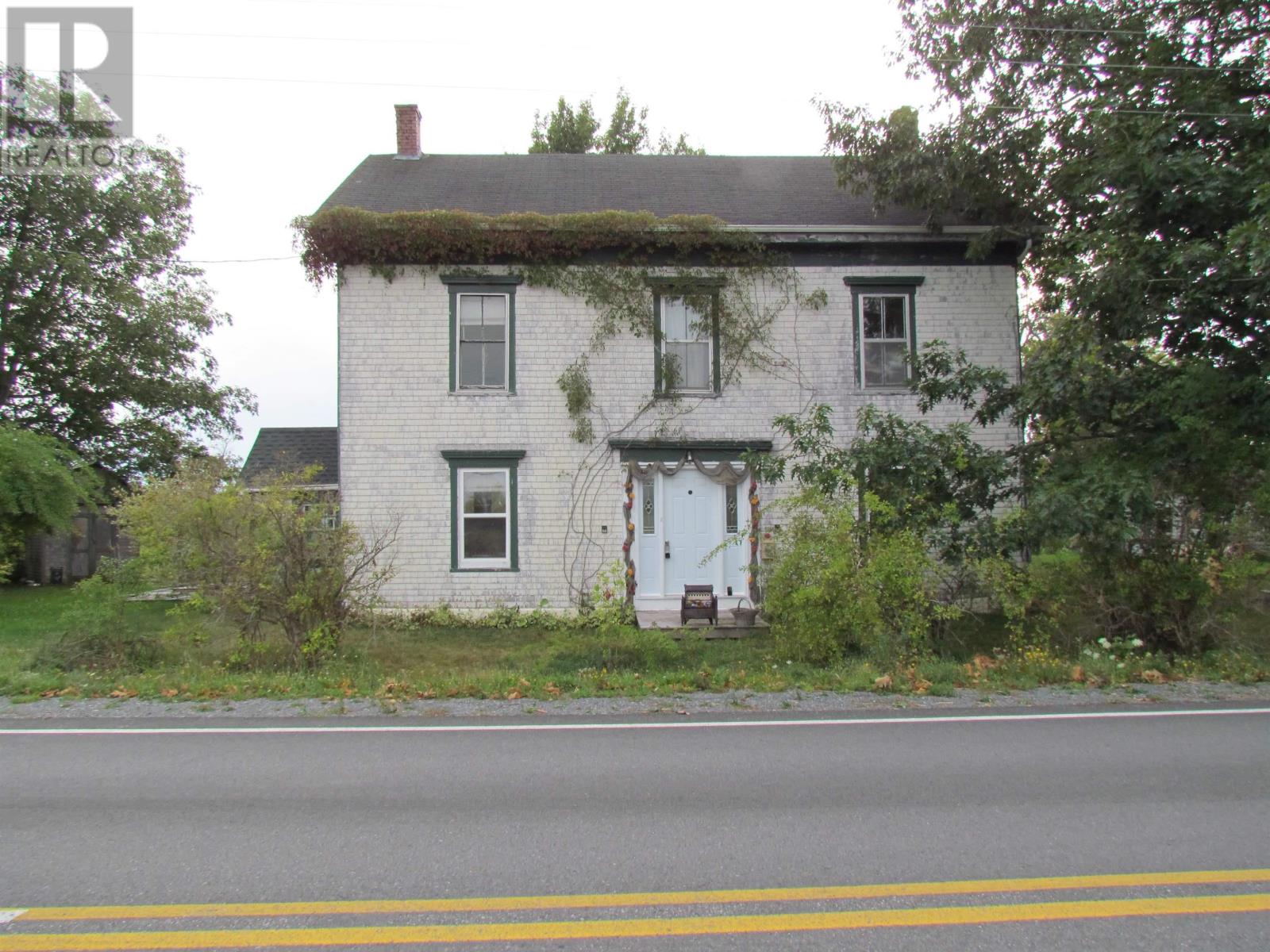 8894 Highway 215, Maitland, Nova Scotia  B0N 1T0 - Photo 2 - 202421588