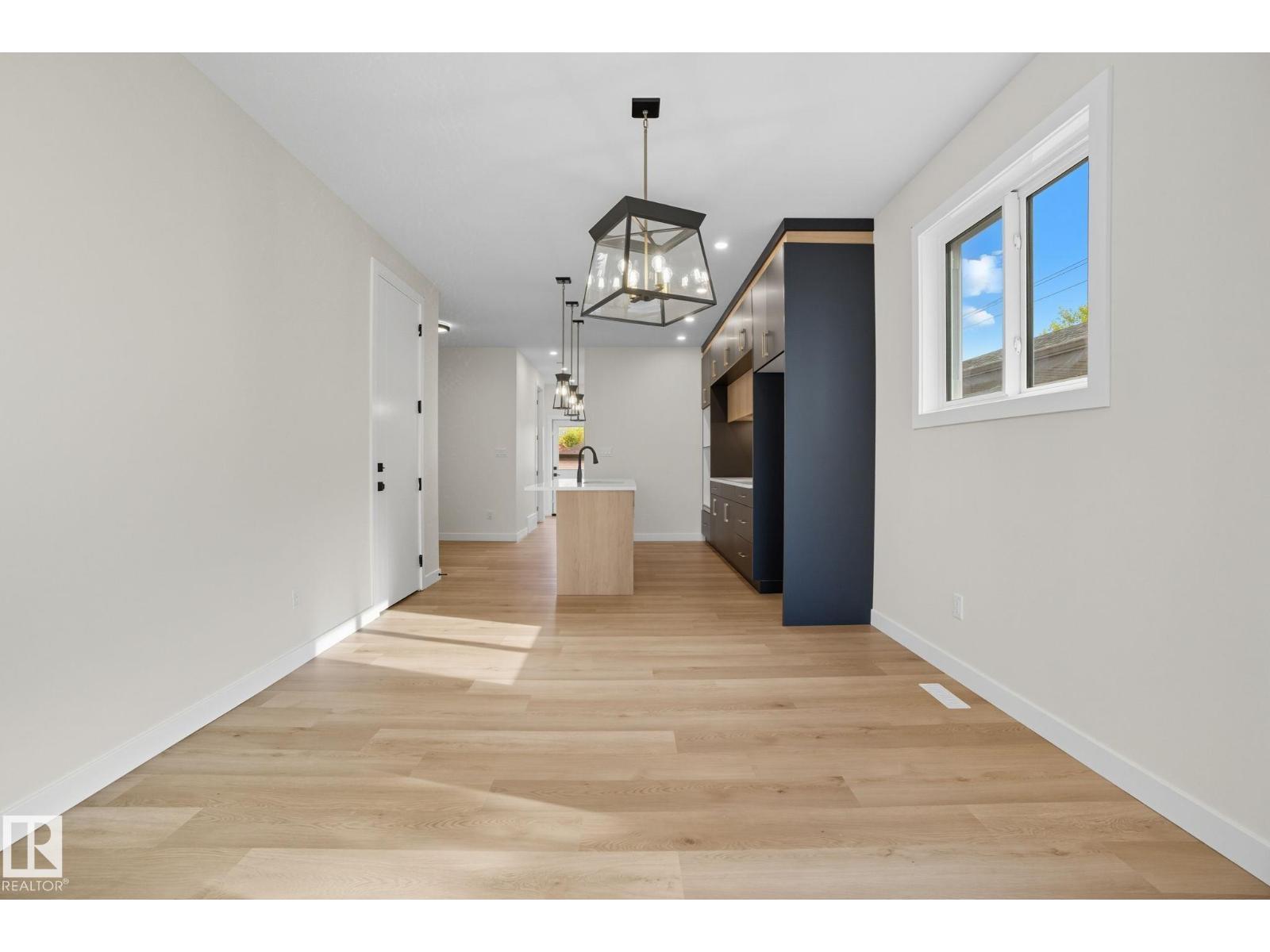 9007 153 St Nw, Edmonton, Alberta  T5R 1P4 - Photo 12 - E4464233