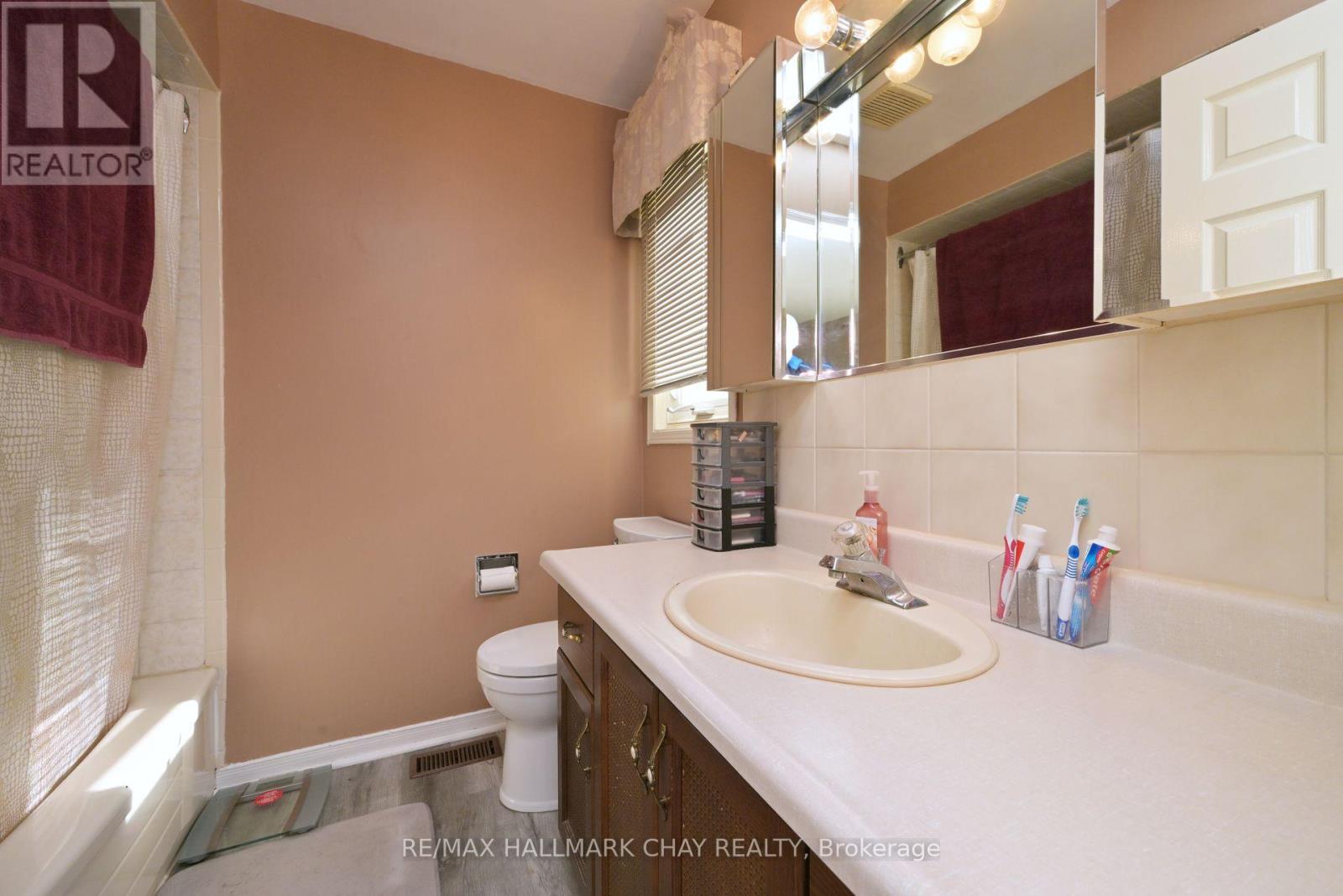 5995 3rd Line, New Tecumseth, Ontario  L0G 1W0 - Photo 15 - N12496544