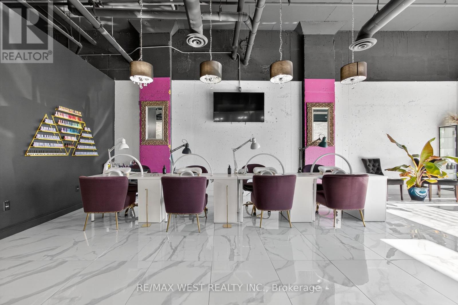 7 - 2396 Major Mackenzie Drive W, Vaughan, Ontario  L6A 4Y1 - Photo 14 - N12496560