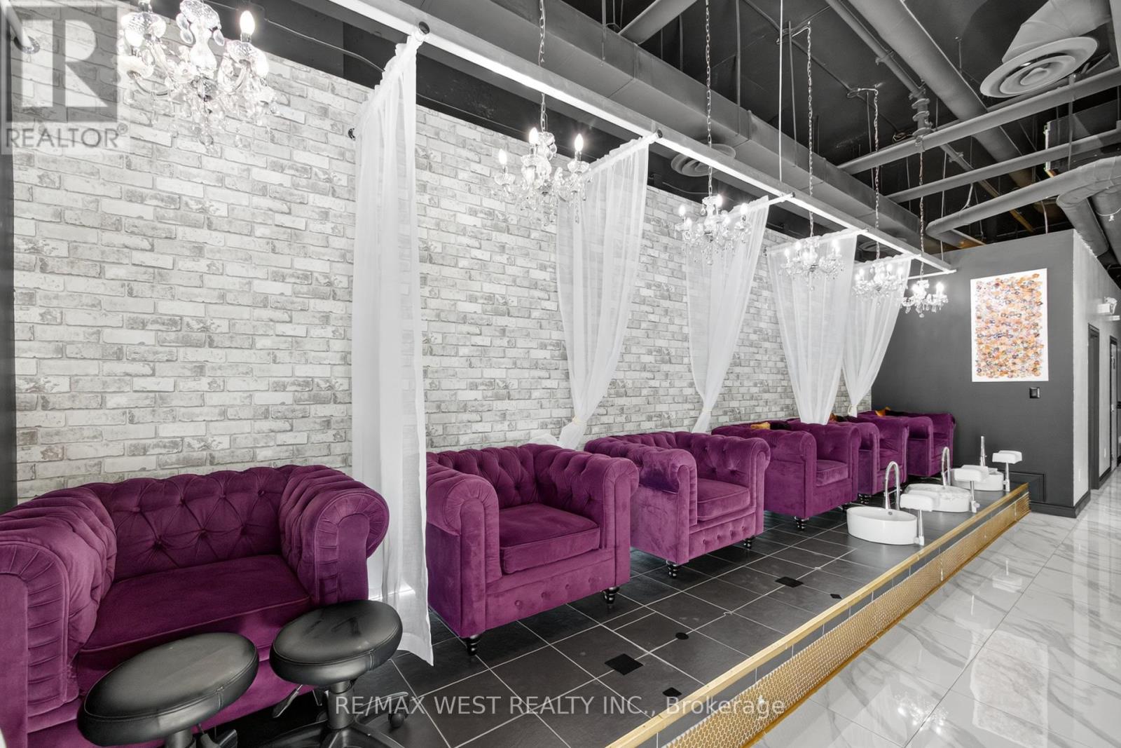 7 - 2396 Major Mackenzie Drive W, Vaughan, Ontario  L6A 4Y1 - Photo 18 - N12496560