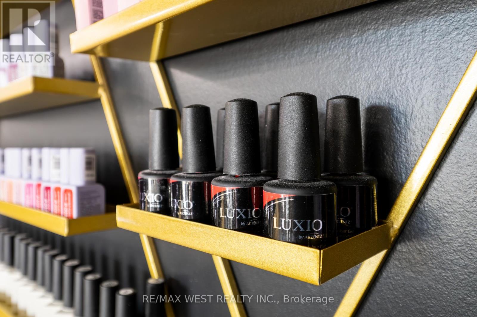 7 - 2396 Major Mackenzie Drive W, Vaughan, Ontario  L6A 4Y1 - Photo 27 - N12496560