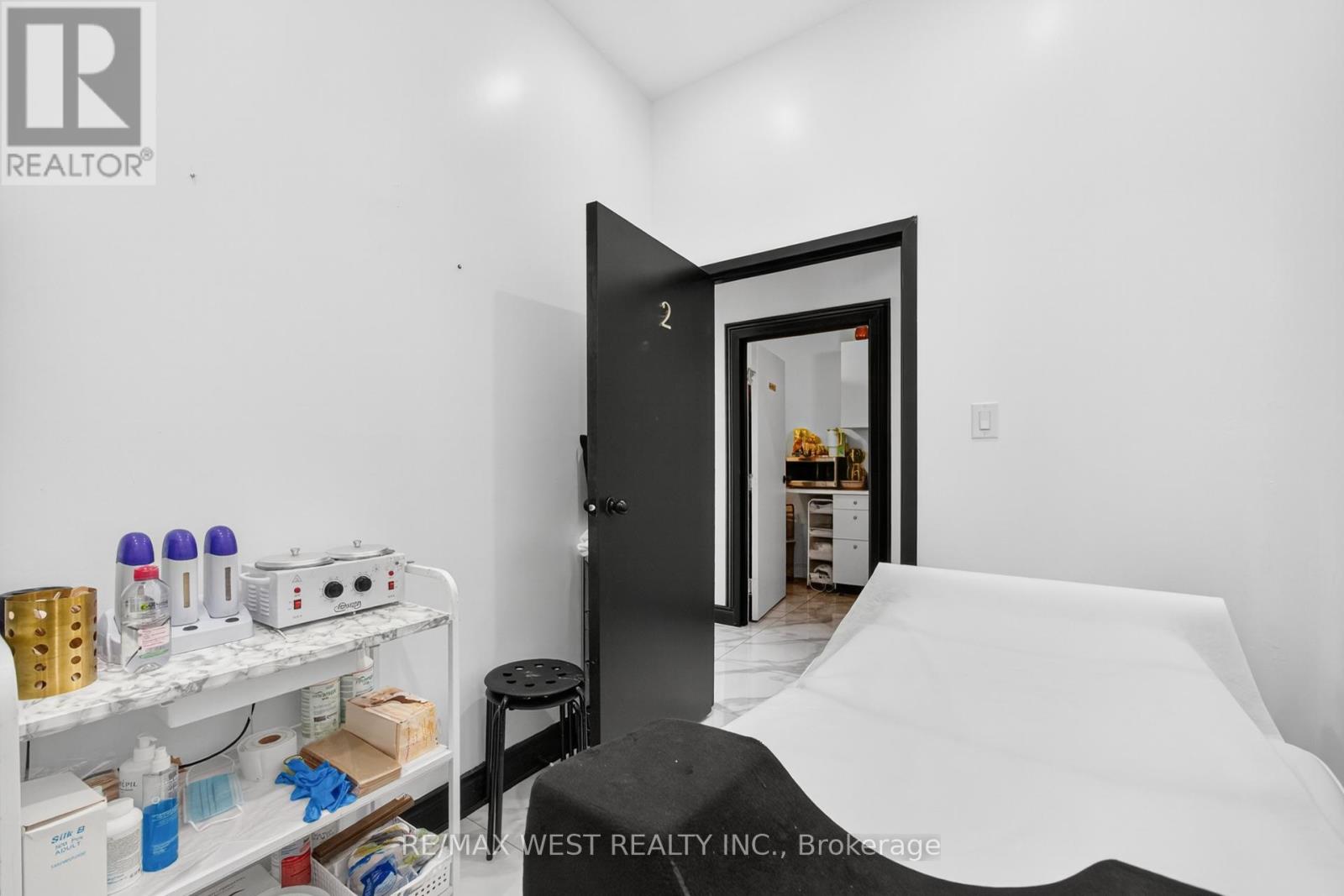 7 - 2396 Major Mackenzie Drive W, Vaughan, Ontario  L6A 4Y1 - Photo 34 - N12496560