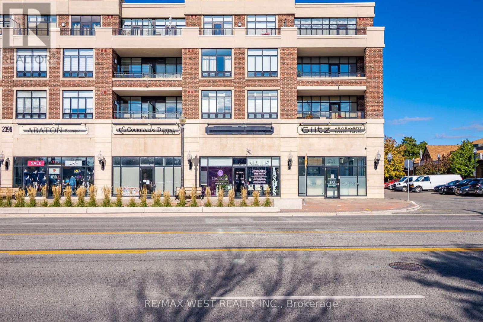 7 - 2396 Major Mackenzie Drive W, Vaughan, Ontario  L6A 4Y1 - Photo 4 - N12496560