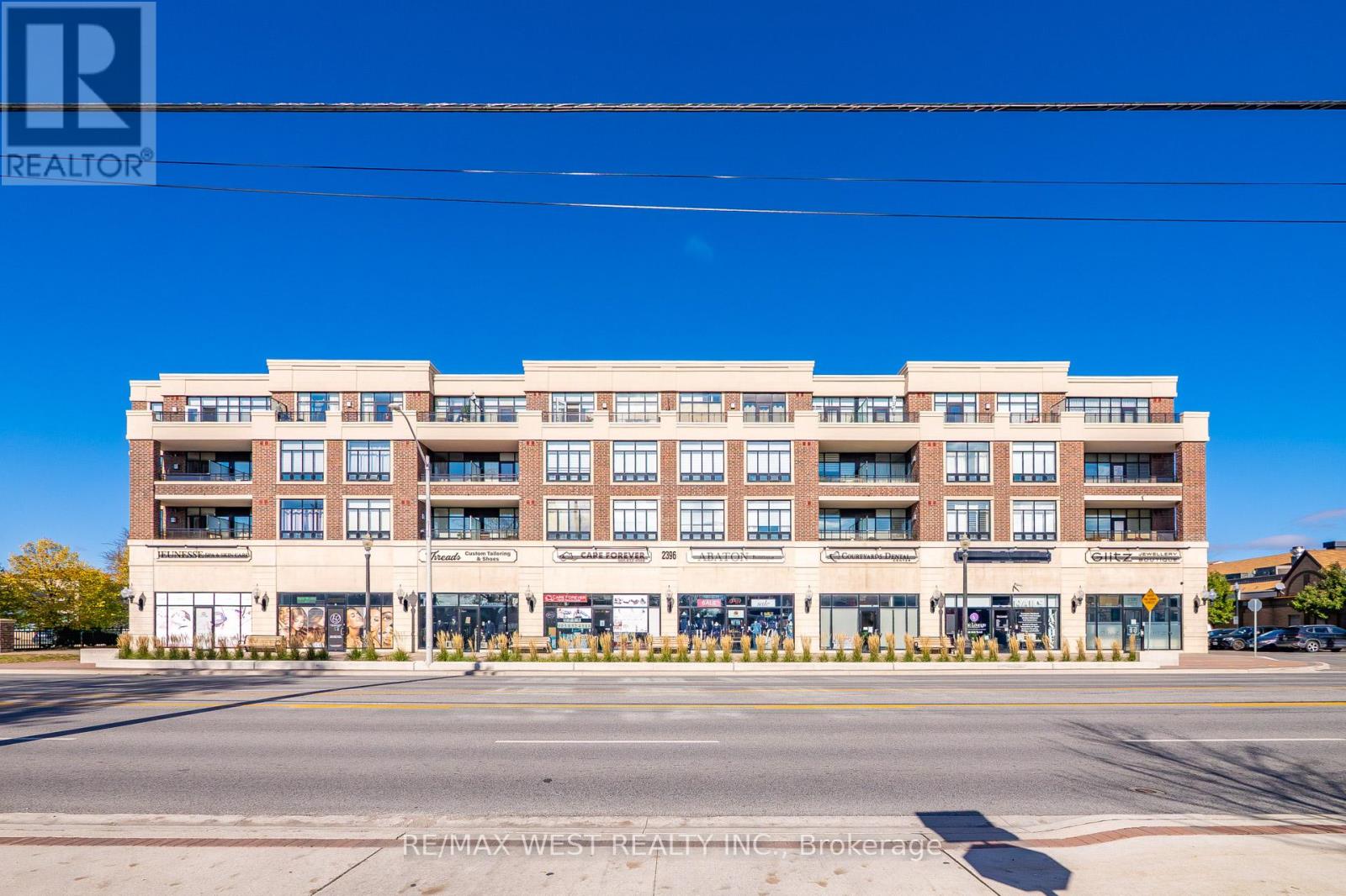 7 - 2396 Major Mackenzie Drive W, Vaughan, Ontario  L6A 4Y1 - Photo 5 - N12496560